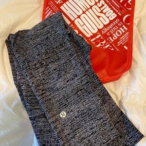 Fast and free grey leggings